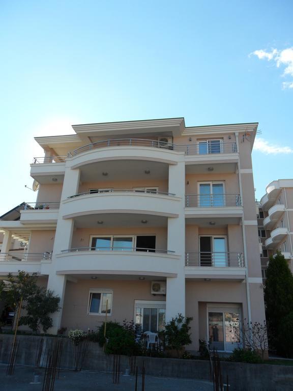 Apartment Petrovic Улцинь Экстерьер фото
